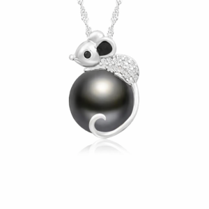 Miss mouse pendent