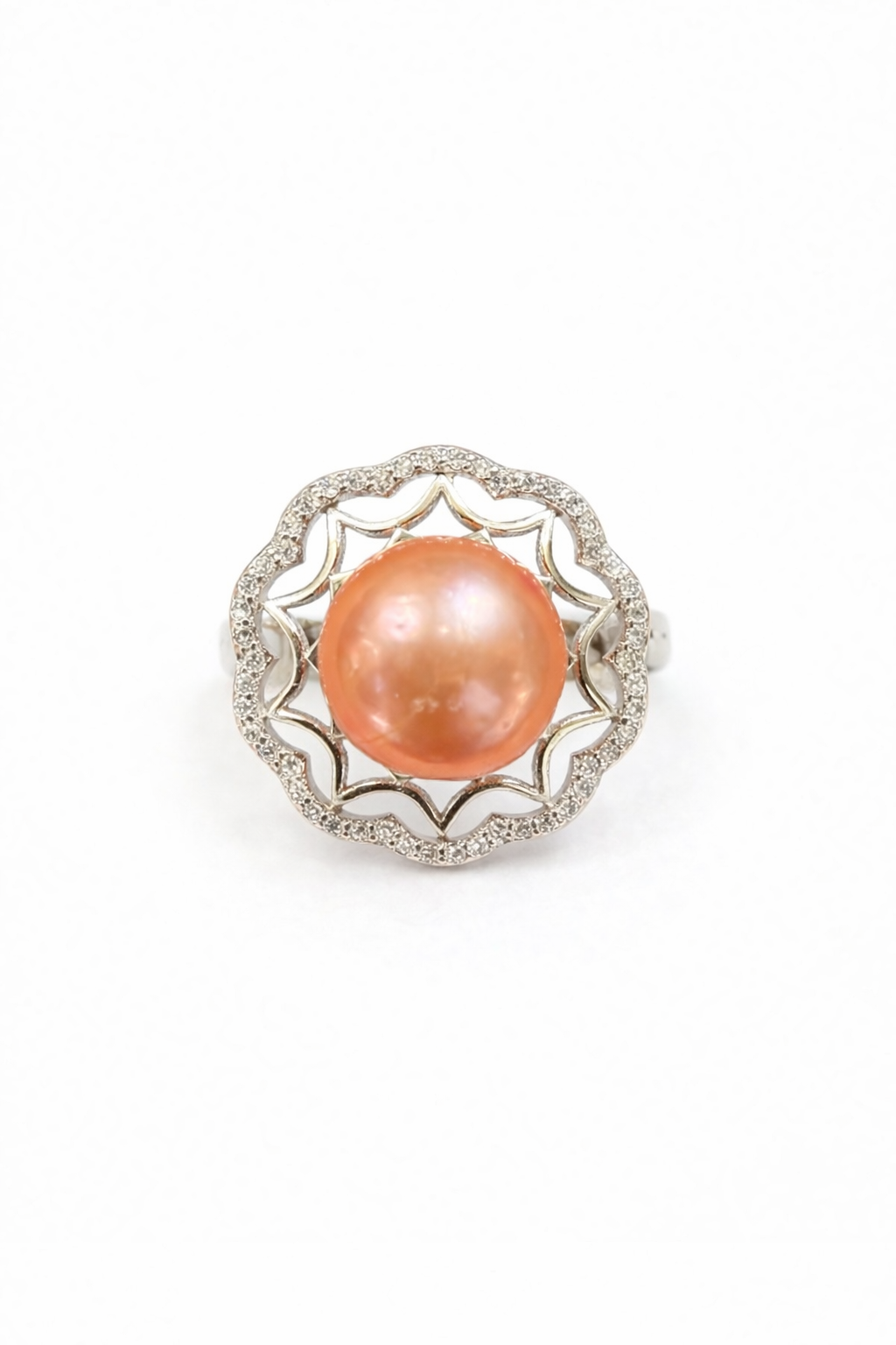 The Ivy ring