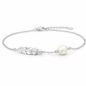 The Lottie leaf bracelet